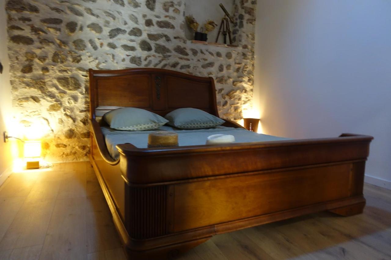 Maison Avec Justice Sur *