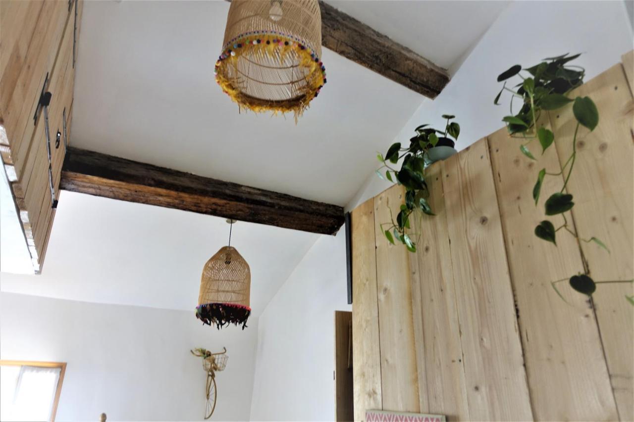 Maison Avec Justice Sur *